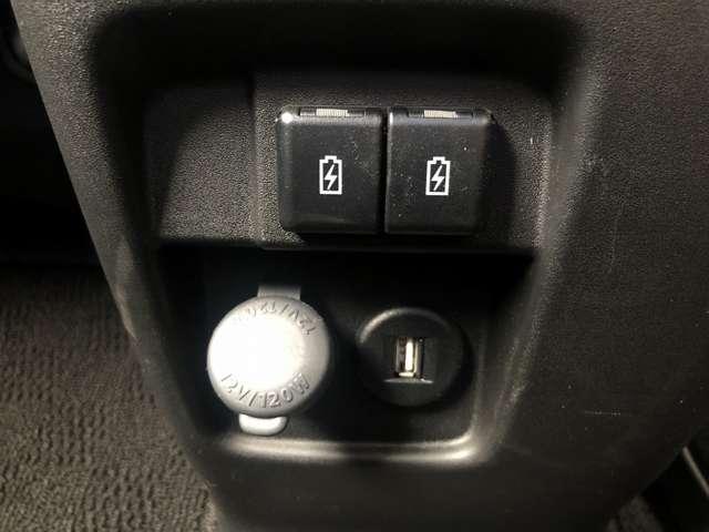 スペーシアギア ハイブリッドＸＺ　ターボ　３型　セーフティサポート　９型ナビ　フルセグ　Ｂｌｕｅｔｏｏｔｈ　カープレイ　アラウンドビューカメラ　１タッチＷパワスラ　Ｐソナー　前後ドラレコ　シートヒータ　パドルシフト　ＳＯＳコール　ＵＳＢ充電（48枚目）