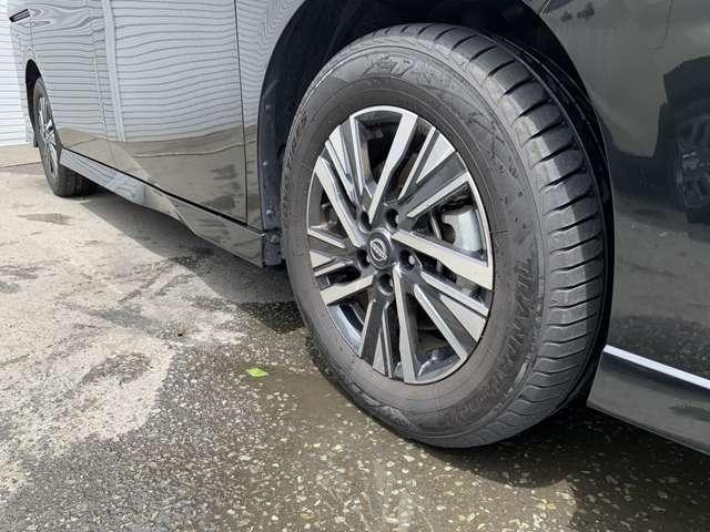 セレナ ｅ－パワー　ハイウェイスターＶ　１２．３型ナビ全方位Ｍ後席ＭデジタルＭ禁煙（16枚目）