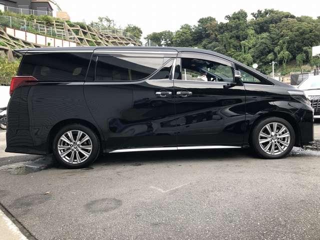 アルファード 2.5S タイプゴールド 後期 9型DAナビ BT・USB・カープレイ接続 Bカメラ セーフティセンス パワーゲート 3眼LEDオートライト&フォグ AC100V電源 1タッチWパワスラ 半革シート ウッドステア ETC2.0(6枚目)