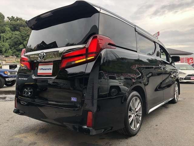 アルファード 2.5S タイプゴールド 後期 9型DAナビ BT・USB・カープレイ接続 Bカメラ セーフティセンス パワーゲート 3眼LEDオートライト&フォグ AC100V電源 1タッチWパワスラ 半革シート ウッドステア ETC2.0(7枚目)