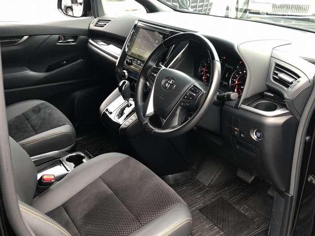 アルファード 2.5S タイプゴールド 後期 9型DAナビ BT・USB・カープレイ接続 Bカメラ セーフティセンス パワーゲート 3眼LEDオートライト&フォグ AC100V電源 1タッチWパワスラ 半革シート ウッドステア ETC2.0(22枚目)