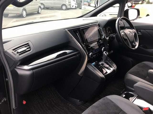 アルファード 2.5S タイプゴールド 後期 9型DAナビ BT・USB・カープレイ接続 Bカメラ セーフティセンス パワーゲート 3眼LEDオートライト&フォグ AC100V電源 1タッチWパワスラ 半革シート ウッドステア ETC2.0(25枚目)