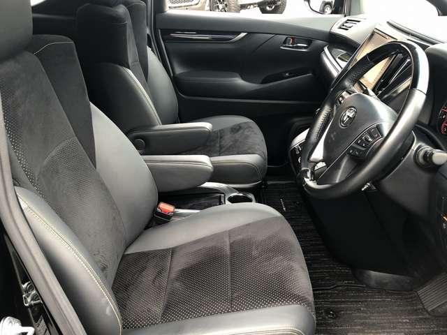 アルファード 2.5S タイプゴールド 後期 9型DAナビ BT・USB・カープレイ接続 Bカメラ セーフティセンス パワーゲート 3眼LEDオートライト&フォグ AC100V電源 1タッチWパワスラ 半革シート ウッドステア ETC2.0(66枚目)