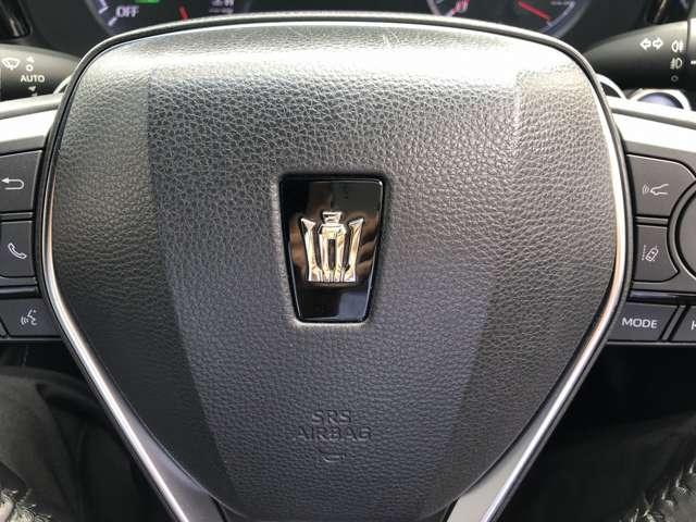 クラウンハイブリッド Ｇ－エグゼクティブ　Ｆｏｕｒ　メーカーナビ　プレミアムサウンド　電動ムーンルーフ　パノラミックビューモニタ　パーキングアシスト　デジタルミラー　ＡＣ１００Ｖ電源　ワイヤレス充電　セーフティＳ　温冷本革シート　３眼ＬＥＤ　ＥＴＣ（33枚目）