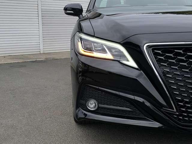 クラウンハイブリッド Ｇ－エグゼクティブ　Ｆｏｕｒ　メーカーナビ　プレミアムサウンド　電動ムーンルーフ　パノラミックビューモニタ　パーキングアシスト　デジタルミラー　ＡＣ１００Ｖ電源　ワイヤレス充電　セーフティＳ　温冷本革シート　３眼ＬＥＤ　ＥＴＣ（50枚目）