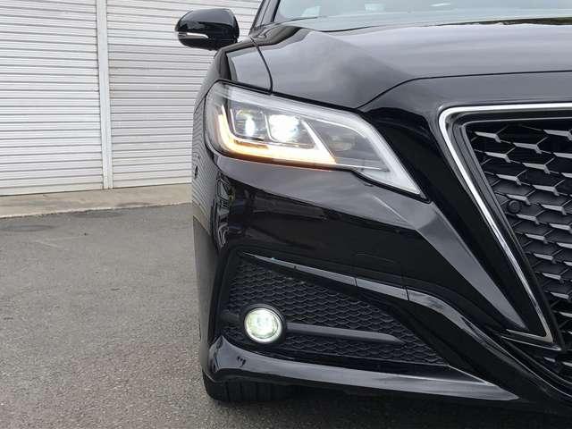 クラウンハイブリッド Ｇ－エグゼクティブ　Ｆｏｕｒ　メーカーナビ　プレミアムサウンド　電動ムーンルーフ　パノラミックビューモニタ　パーキングアシスト　デジタルミラー　ＡＣ１００Ｖ電源　ワイヤレス充電　セーフティＳ　温冷本革シート　３眼ＬＥＤ　ＥＴＣ（52枚目）