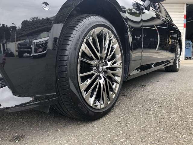 クラウンハイブリッド Ｇ－エグゼクティブ　Ｆｏｕｒ　メーカーナビ　プレミアムサウンド　電動ムーンルーフ　パノラミックビューモニタ　パーキングアシスト　デジタルミラー　ＡＣ１００Ｖ電源　ワイヤレス充電　セーフティＳ　温冷本革シート　３眼ＬＥＤ　ＥＴＣ（61枚目）