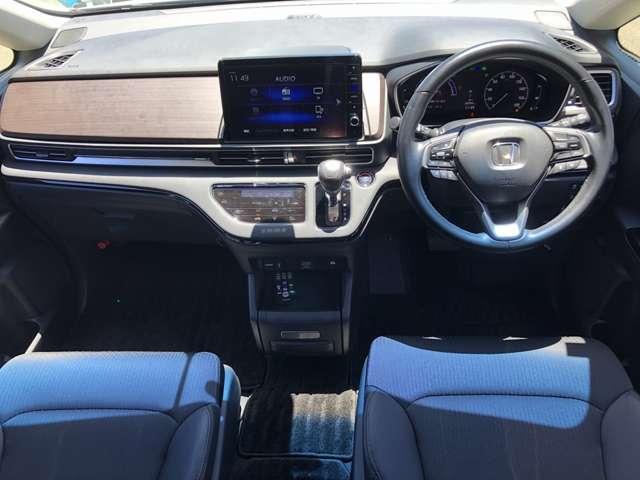 オデッセイハイブリッド e:HEVアブソルート・EX Hセンシング10型ナビ後席M全方位M駐車支援(3枚目)