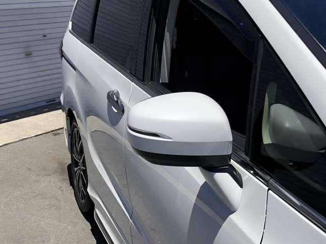 オデッセイハイブリッド e:HEVアブソルート・EX Hセンシング10型ナビ後席M全方位M駐車支援(14枚目)