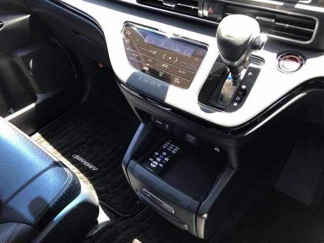 オデッセイハイブリッド e:HEVアブソルート・EX Hセンシング10型ナビ後席M全方位M駐車支援(77枚目)