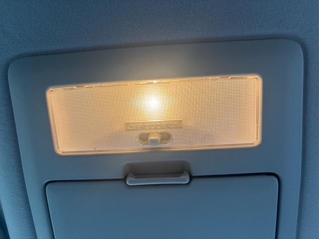 ソリオバンディット ハイブリッドＭＶ　後期　メーカーナビ　Ｂｌｕｅｔｏｏｔｈ　全方位カメラ　１タッチＷパワスラ　ＬＥＤオートライト＆フォグ　シートヒーター　パドルシフト　ステアスイッチ　ＤＣＢＳ　パーキングセンサー　１５インチＡＷ　禁煙（30枚目）