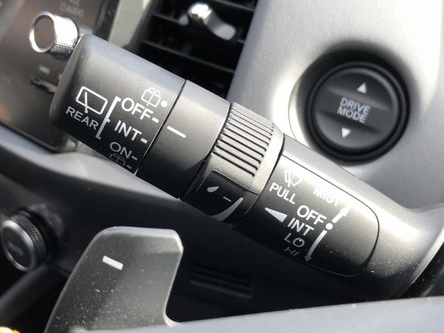 フィット ｅ：ＨＥＶ　ＲＳ　ホンダセンシング　衝突軽減　９型ワイドナビ　ＢＴ　カープレイ　Ｂカメ　Ｐソナー　前後ドラレコ　ステアＳＷ　パドルシフト　ＬＥＤオートライト　ＬＫＡＳ　ＡＣＣ　誤発進抑制　オートハイビーム　ＥＴＣ２．０（70枚目）