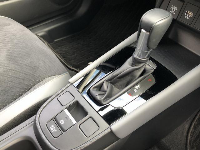 フィット ｅ：ＨＥＶ　ＲＳ　ホンダセンシング　衝突軽減　９型ワイドナビ　ＢＴ　カープレイ　Ｂカメ　Ｐソナー　前後ドラレコ　ステアＳＷ　パドルシフト　ＬＥＤオートライト　ＬＫＡＳ　ＡＣＣ　誤発進抑制　オートハイビーム　ＥＴＣ２．０（75枚目）