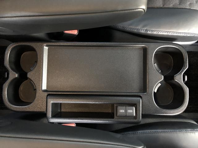 ヴォクシー Ｓ－Ｚ　１０．５型ナビ　Ｂカメラ　後席モニター　快適利便Ｈｉｇｈｔ　アドバンストドライブ　ユニバーサルステップ　前後ドラレコ　ＬＥＤオートライト　薄暮灯　セーフティセンス　ヒーター付半革シート　ＥＴＣ２．０（68枚目）