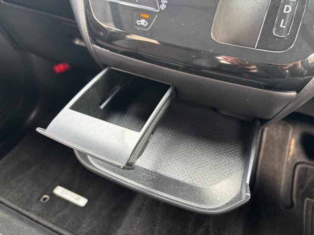 デイズ ハイウェイスター　Ｇターボプロパイロットエディション　・禁煙車・純正９型ナビ・フルセグ・Ｂｌｕｅｔｏｏｔｈ・ＤＶＤ・全方位Ｍ・ステアリモコン・エマージェンシーブレーキ・追従クルコン・車線逸脱支援・ソナー・タイヤアングルガイド・Ｆフォグ・オートライト（40枚目）