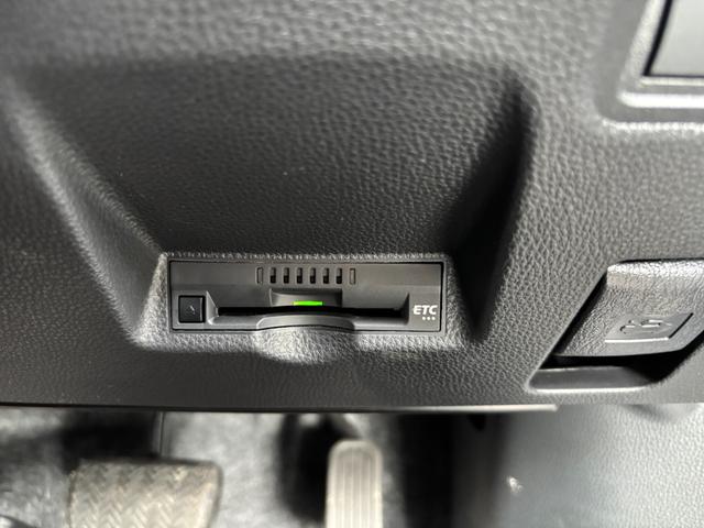 ヤリス Ｘ　ワンオーナー・禁煙車・走行１３００キロ・純正ナビ・Ｂｌｕｅｔｏｏｔｈ・ステアリモコン・バックカメラ・ＥＴＣ・ドラレコ・ブレーキサポート・ソナー・標識認識・オートライト・ハイビーム・保証書（22枚目）