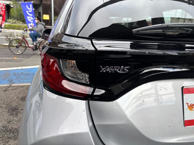 ヤリス Ｘ　ワンオーナー・禁煙車・走行１３００キロ・純正ナビ・Ｂｌｕｅｔｏｏｔｈ・ステアリモコン・バックカメラ・ＥＴＣ・ドラレコ・ブレーキサポート・ソナー・標識認識・オートライト・ハイビーム・保証書（73枚目）