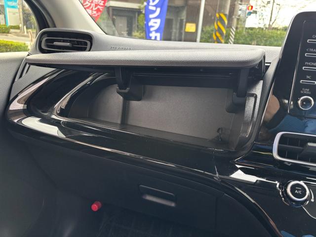 アクア Ｘ　・禁煙車・走行２５００キロ・純正ナビ・Ｂｌｕｅｔｏｏｔｈ・全方位カメラ・ステアリモコン・追従クルコン・車線逸脱支援・舵角支援・ＳＯＳコール・ＬＥＤオートライト・前後ドラレコ・ＥＴＣ・保証書（38枚目）