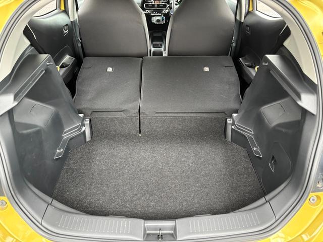 アクア Ｘ　・禁煙車・走行２５００キロ・純正ナビ・Ｂｌｕｅｔｏｏｔｈ・全方位カメラ・ステアリモコン・追従クルコン・車線逸脱支援・舵角支援・ＳＯＳコール・ＬＥＤオートライト・前後ドラレコ・ＥＴＣ・保証書（56枚目）