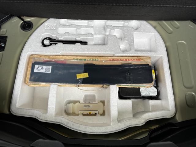 アクア Ｘ　・禁煙車・走行２５００キロ・純正ナビ・Ｂｌｕｅｔｏｏｔｈ・全方位カメラ・ステアリモコン・追従クルコン・車線逸脱支援・舵角支援・ＳＯＳコール・ＬＥＤオートライト・前後ドラレコ・ＥＴＣ・保証書（58枚目）