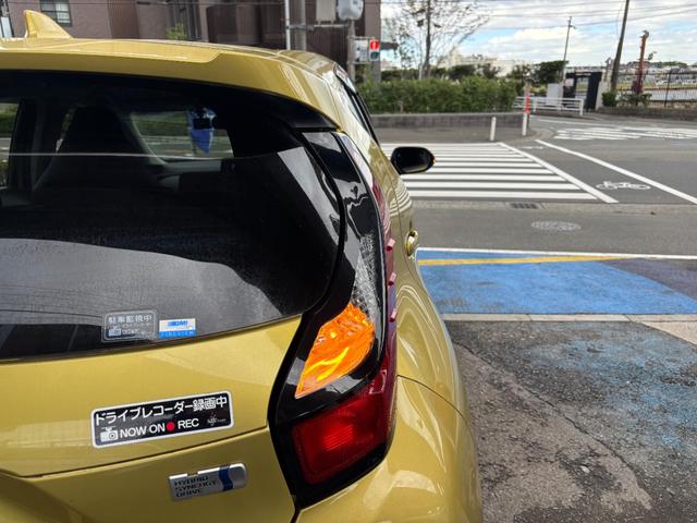 アクア Ｘ　・禁煙車・走行２５００キロ・純正ナビ・Ｂｌｕｅｔｏｏｔｈ・全方位カメラ・ステアリモコン・追従クルコン・車線逸脱支援・舵角支援・ＳＯＳコール・ＬＥＤオートライト・前後ドラレコ・ＥＴＣ・保証書（77枚目）