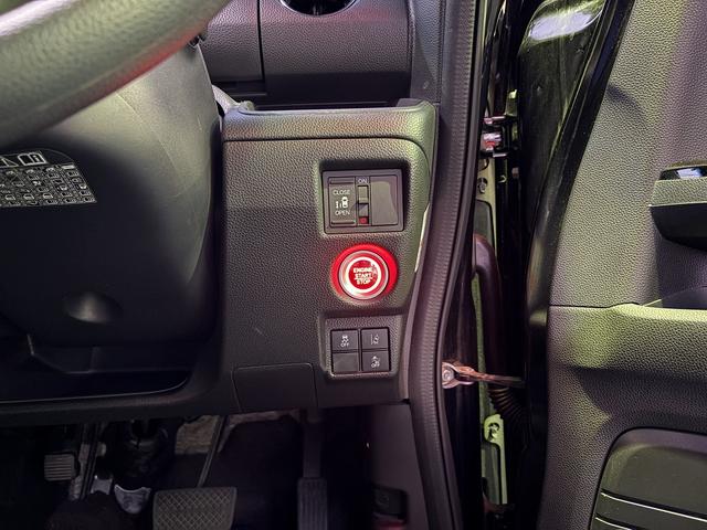 N-BOX G・EXホンダセンシング 修復歴無し・禁煙車・純正ナビ・Bluetooth・バックカメラ・CD・DVD・フルセグ・追従クルコン・車線逸脱支援・衝突軽減ブレーキ・ナビ連動ETC・前後ドラレコ・片側電動スライドドア・保証書(19枚目)