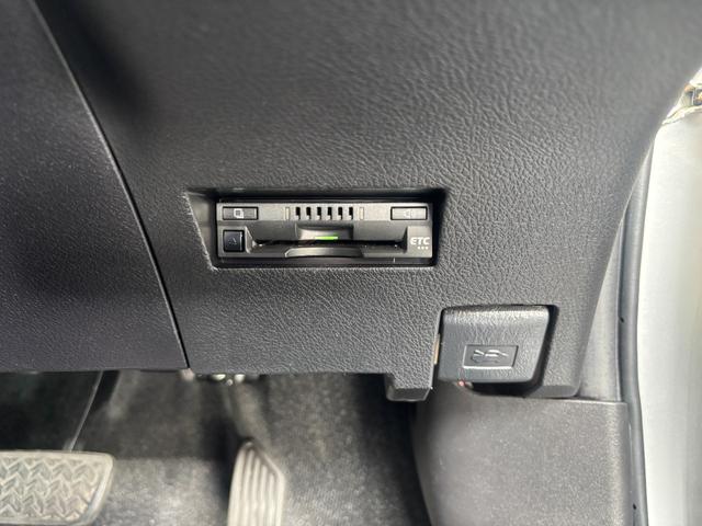 カローラアクシオ ハイブリッド EX ・禁煙車・純正ナビ・Bluetooth・バックカメラ・ETC・トヨタセーフティセンス・ブレーキサポート・車線逸脱警報・先行車発進お知らせ・ソナー・プッシュスタート・スマートキー(25枚目)