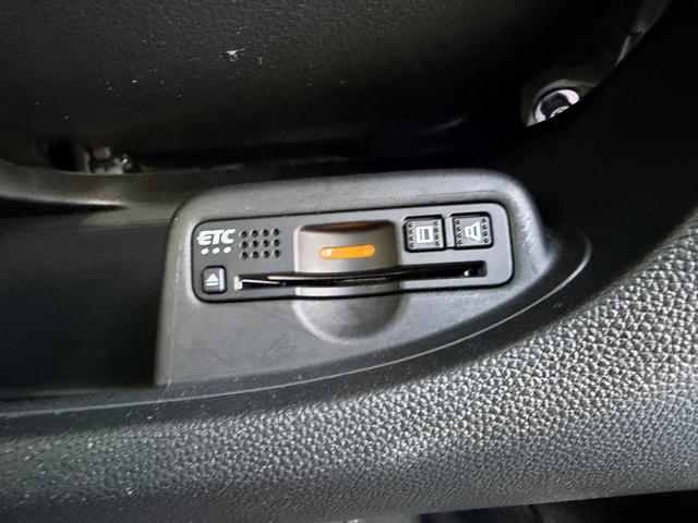 Ｎ－ＯＮＥ プレミアム　・禁煙車・純正ナビ・Ｂｌｕｅｔｏｏｔｈ・バックカメラ・ＥＴＣ・ドラレコ・クルコン・衝突軽減ブレーキ・誤発進抑制・オートライト・チップアップシート・ハーフレザーシート・スマートキー・プッシュスタート（3枚目）