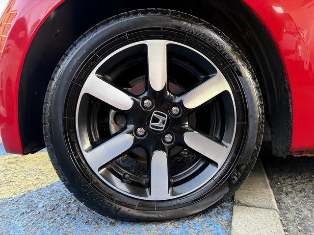 Ｎ－ＯＮＥ プレミアム　・禁煙車・純正ナビ・Ｂｌｕｅｔｏｏｔｈ・バックカメラ・ＥＴＣ・ドラレコ・クルコン・衝突軽減ブレーキ・誤発進抑制・オートライト・チップアップシート・ハーフレザーシート・スマートキー・プッシュスタート（7枚目）