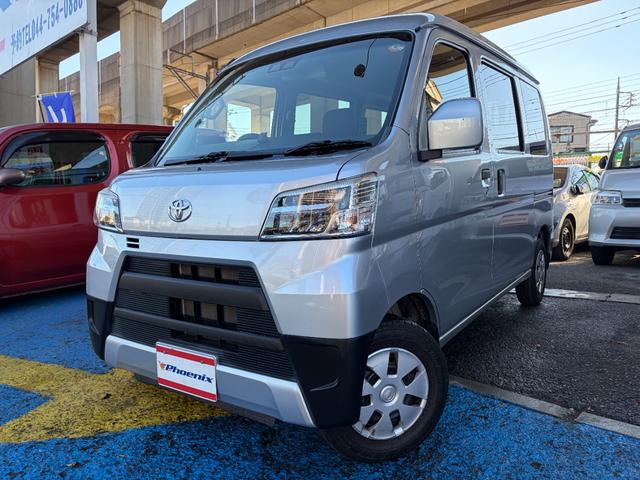 ピクシスバン クルーズ SAIII 修復歴無し・純正ナビ・バックカメラ・ブルートゥース・ETC・衝突軽減ブレーキ・レーンアシスト・クリアランスソナー・オーバーヘッド・コンソール・オートライト・オートハイビーム・キーレス・4速AT(8枚目)