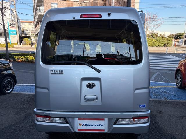 ピクシスバン クルーズ SAIII 修復歴無し・純正ナビ・バックカメラ・ブルートゥース・ETC・衝突軽減ブレーキ・レーンアシスト・クリアランスソナー・オーバーヘッド・コンソール・オートライト・オートハイビーム・キーレス・4速AT(13枚目)