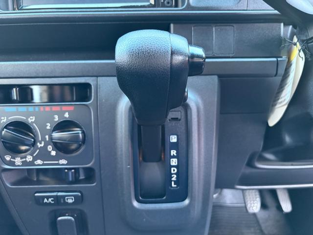 ピクシスバン クルーズ SAIII 修復歴無し・純正ナビ・バックカメラ・ブルートゥース・ETC・衝突軽減ブレーキ・レーンアシスト・クリアランスソナー・オーバーヘッド・コンソール・オートライト・オートハイビーム・キーレス・4速AT(25枚目)