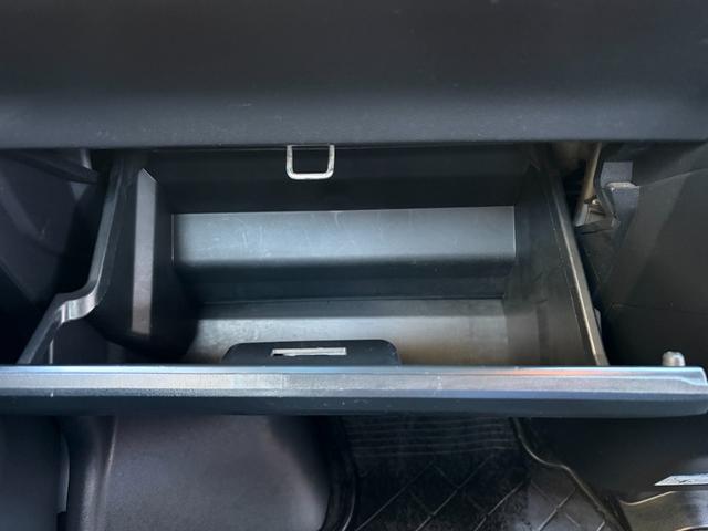 ピクシスバン クルーズ SAIII 修復歴無し・純正ナビ・バックカメラ・ブルートゥース・ETC・衝突軽減ブレーキ・レーンアシスト・クリアランスソナー・オーバーヘッド・コンソール・オートライト・オートハイビーム・キーレス・4速AT(28枚目)