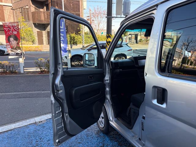 ピクシスバン クルーズ SAIII 修復歴無し・純正ナビ・バックカメラ・ブルートゥース・ETC・衝突軽減ブレーキ・レーンアシスト・クリアランスソナー・オーバーヘッド・コンソール・オートライト・オートハイビーム・キーレス・4速AT(39枚目)