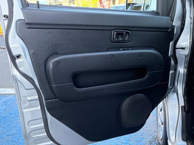 ピクシスバン クルーズ SAIII 修復歴無し・純正ナビ・バックカメラ・ブルートゥース・ETC・衝突軽減ブレーキ・レーンアシスト・クリアランスソナー・オーバーヘッド・コンソール・オートライト・オートハイビーム・キーレス・4速AT(40枚目)