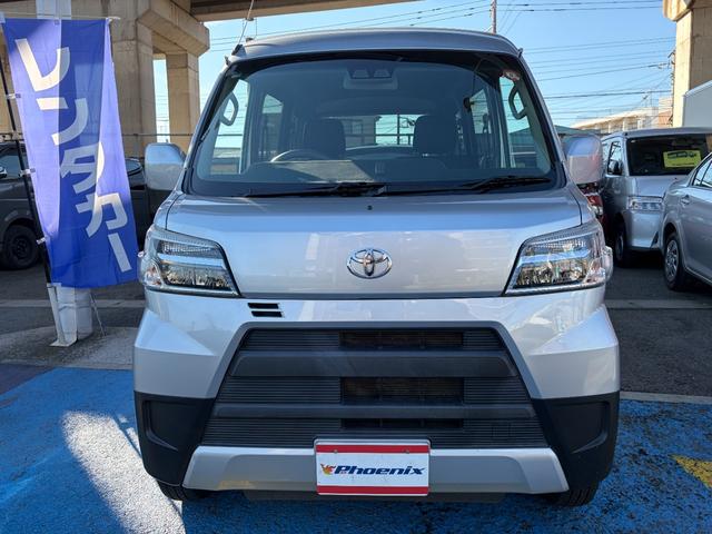 ピクシスバン クルーズ　ＳＡＩＩＩ　修復歴無し・禁煙車・純正７インチナビ・Ｂｌｕｅｔｏｏｔｈ・バックカメラ・衝突軽減ブレーキ・誤発進抑制機能・先行車発進・オートライト・オートハイビーム・ＥＴＣ・オーバーヘッドシェルフ（9枚目）