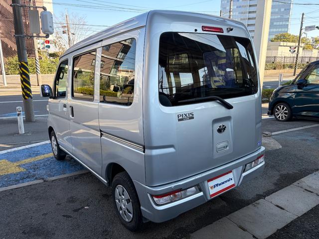 ピクシスバン クルーズ　ＳＡＩＩＩ　修復歴無し・禁煙車・純正７インチナビ・Ｂｌｕｅｔｏｏｔｈ・バックカメラ・衝突軽減ブレーキ・誤発進抑制機能・先行車発進・オートライト・オートハイビーム・ＥＴＣ・オーバーヘッドシェルフ（14枚目）