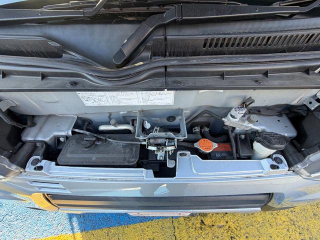 ピクシスバン クルーズ　ＳＡＩＩＩ　修復歴無し・禁煙車・純正７インチナビ・Ｂｌｕｅｔｏｏｔｈ・バックカメラ・衝突軽減ブレーキ・誤発進抑制機能・先行車発進・オートライト・オートハイビーム・ＥＴＣ・オーバーヘッドシェルフ（63枚目）