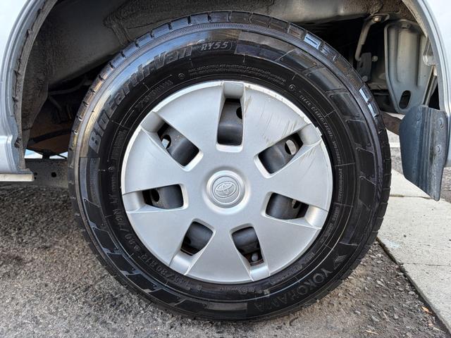 ピクシスバン クルーズ　ＳＡＩＩＩ　修復歴無し・禁煙車・純正７インチナビ・Ｂｌｕｅｔｏｏｔｈ・バックカメラ・衝突軽減ブレーキ・誤発進抑制機能・先行車発進・オートライト・オートハイビーム・ＥＴＣ・オーバーヘッドシェルフ（70枚目）