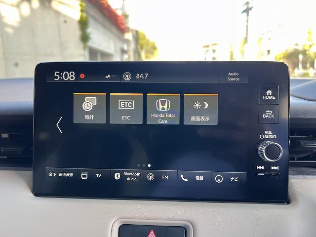 ヴェゼル ｅ：ＨＥＶ　ＰＬａＹ　ワンオーナー　修復歴なし　禁煙車　ＥＴＣ　ドラレコ　純正ナビＴＶ　Ｂカメラ　Ｂｌｕｅｔｏｏｔｈ　ホンダセンシング　全席ＵＳＢポート　置き形充電器　ガラスムーンルーフ　パワーバックドア　電動パーキング（36枚目）