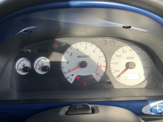 インプレッサ WRXタイプRA リミテッド 修復歴無し・特別仕様車・1000台限定車・シリアルNO803・純正エアロ・大型リアスポ・16アルミ・専用555シート・ETC・柿本改マフラー・ブリッツ車高調・タイミングベルト交換済み(26枚目)