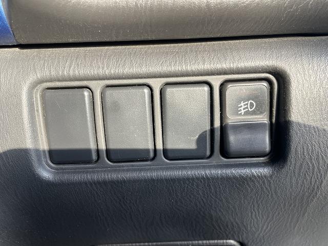 インプレッサ WRXタイプRA リミテッド 修復歴無し・特別仕様車・1000台限定車・シリアルNO803・純正エアロ・大型リアスポ・16アルミ・専用555シート・ETC・柿本改マフラー・ブリッツ車高調・タイミングベルト交換済み(27枚目)