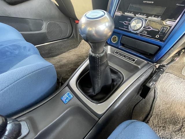 インプレッサ WRXタイプRA リミテッド 修復歴無し・特別仕様車・1000台限定車・シリアルNO803・純正エアロ・大型リアスポ・16アルミ・専用555シート・ETC・柿本改マフラー・ブリッツ車高調・タイミングベルト交換済み(34枚目)