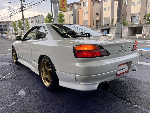 シルビア スペックＲ　ワンオーナー・禁煙車・６速ＭＴ・ＩＭＰＵＬアルミ・車高調・ＶＥＲＴＥＸフロントエアロ・エアロＦＳＲ・ＨＩＤライト・レカロ・ＡＰＥＸＩエアクリ・外マフラー・ＥＴＣ・ＵＳＢ・スリットローター・Ｆタワーバー（20枚目）