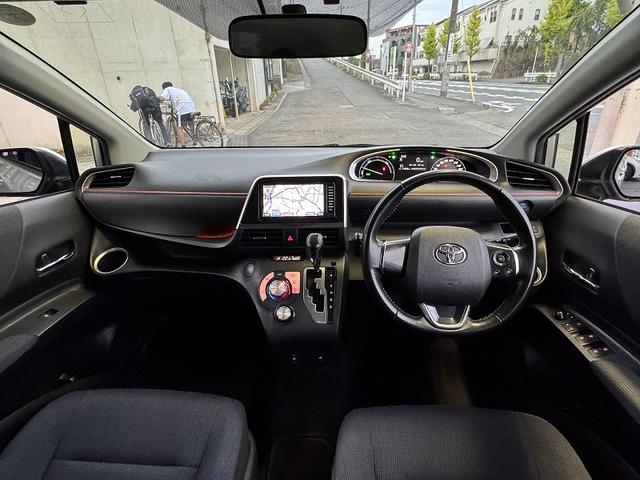シエンタ ハイブリッドＧ　修復歴無し・禁煙車・ワンオーナー車・ナビ・フルセグ・ＢＴ・ＡＵＸ・ＥＴＣ・バックカメラ・ドラレコ・両側パワスラ・シートヒーター・スマートキー・プッシュスタート・（2枚目）