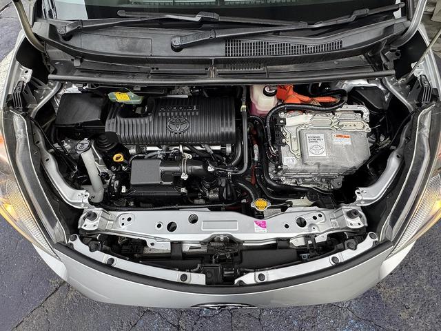 シエンタ ハイブリッドＧ　修復歴無し・禁煙車・ワンオーナー車・ナビ・フルセグ・ＢＴ・ＡＵＸ・ＥＴＣ・バックカメラ・ドラレコ・両側パワスラ・シートヒーター・スマートキー・プッシュスタート・（6枚目）