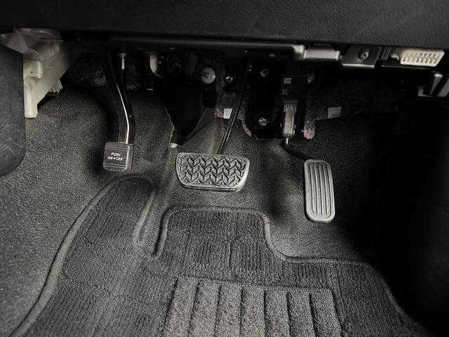 シエンタ ハイブリッドＧ　修復歴無し・禁煙車・ワンオーナー車・ナビ・フルセグ・ＢＴ・ＡＵＸ・ＥＴＣ・バックカメラ・ドラレコ・両側パワスラ・シートヒーター・スマートキー・プッシュスタート・（42枚目）