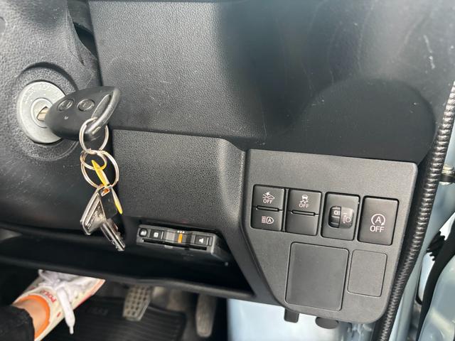 ハイゼットカーゴ ＤＸ　ＳＡＩＩＩ　修復歴無・禁煙車・ワンオーナー・キーレス・ナビＴＶ・バックモニタ・オーバーヘッドコンソール・ドライブレコーダ・ＤＶＤ再生・ＥＴＣ・ドアバイザー・フロアマット・ＬＥＤオートライト・スマートアシストＩＩＩ（16枚目）