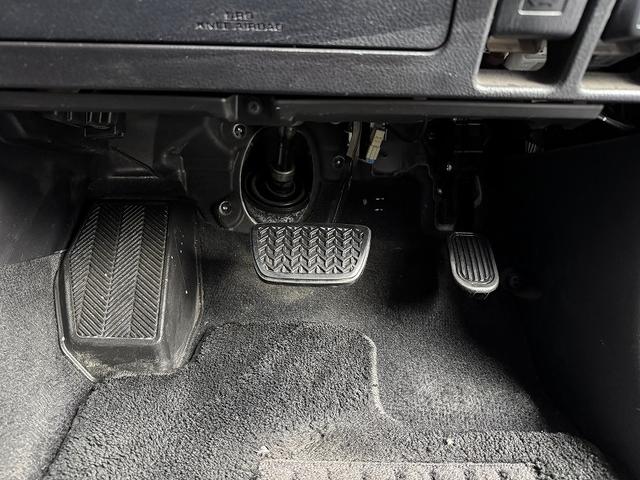 ランドクルーザープラド ＴＸ　ユーザー買取車両・７人乗り・ルーフレール・ＪＡＯＳ２０アルミ・２７５／５５／２０マッドタイヤ・リフトアップ・外クラシックグリル・サイドステップ・バンパーガード・サンルーフ・バックモニター・ナビＴＶ（45枚目）