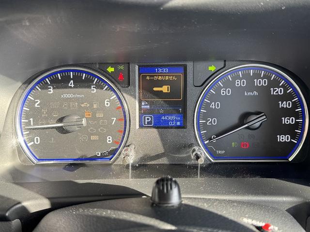 NV350キャラバンバン ロングプレミアムGX 修復歴無し・禁煙車・ナビ・バックカメラ・BT・CD・DVD・ETC・ドラレコ・リアエアコン・ベッドキット・フルフラットシート・両側スライドドア・HIDライト・スマートキー・プッシュスタート・(25枚目)